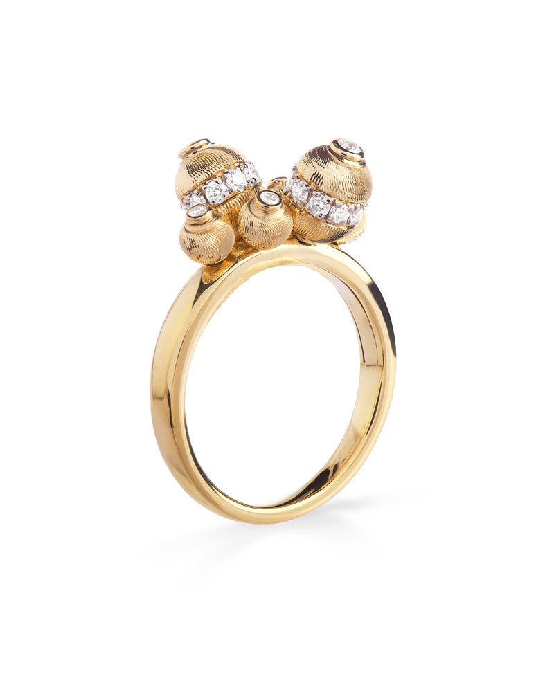 Empire 6 Elements Ring in 18kt Gold and Diamonds